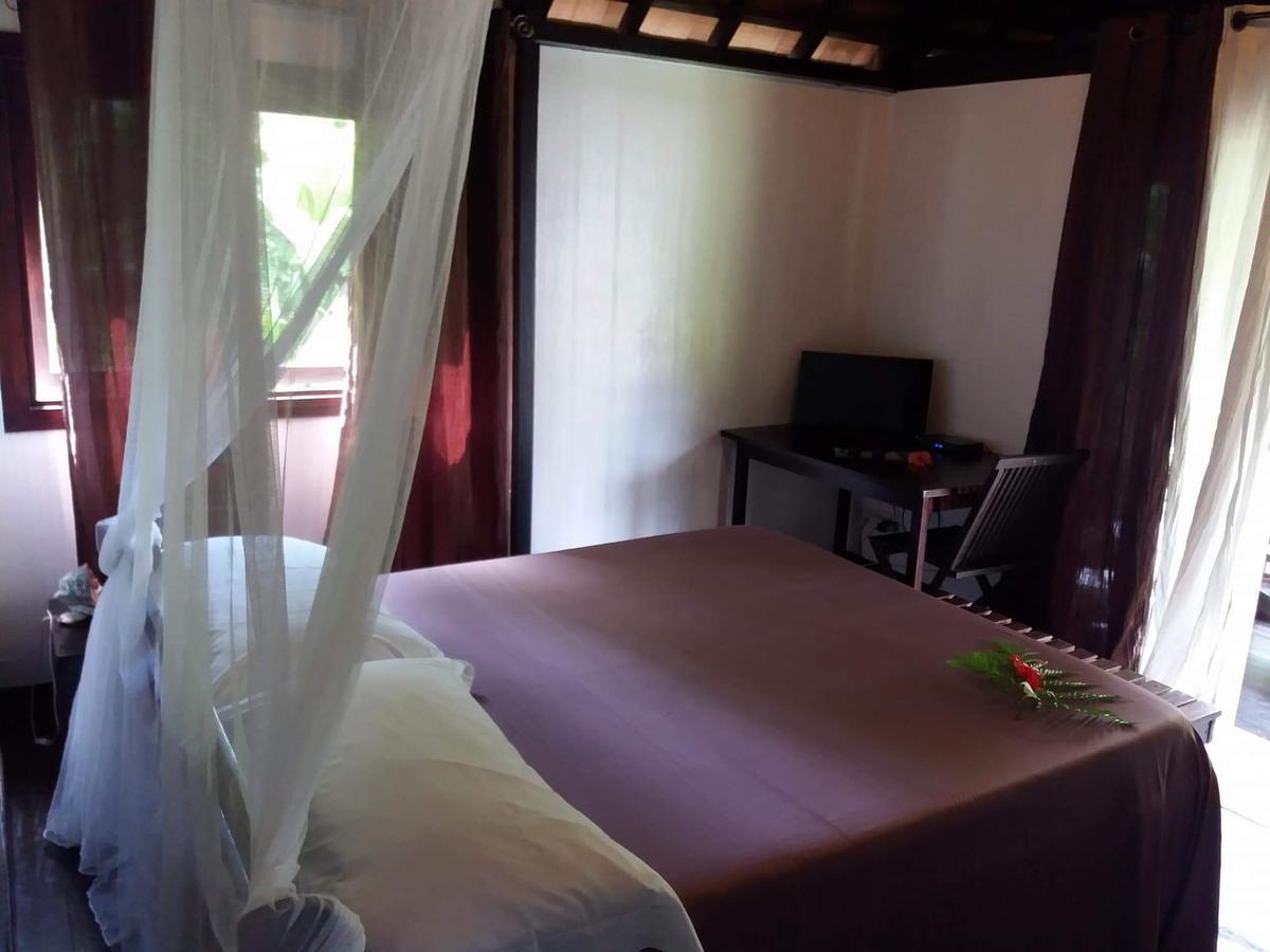 Pension Hibiscus Tahaa Uturoa Exteriér fotografie